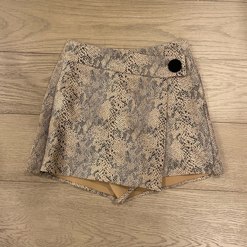 Zara Basic Skort - Picture 4 of 13